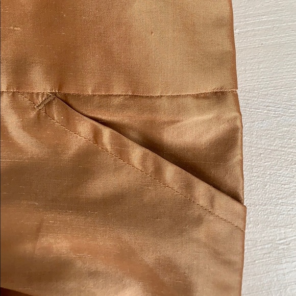 NWT CARLISLE size 6 silk goldtone  pants in excellent condition - Picture 3 of 7